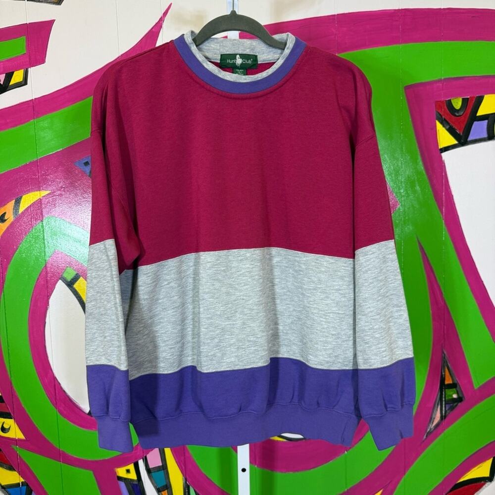 Hunt Club, Red and Gray Vintage Crewneck Sweater Colorblock Design. Size Large.